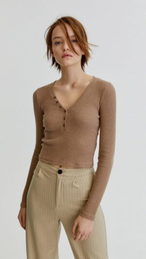 Ribbed Cropped T-Shirt With Buttons