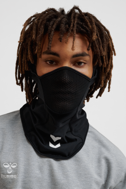 Hats, scarves and gloves,